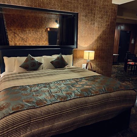 Hotel Acropolis 西隆 外观 照片