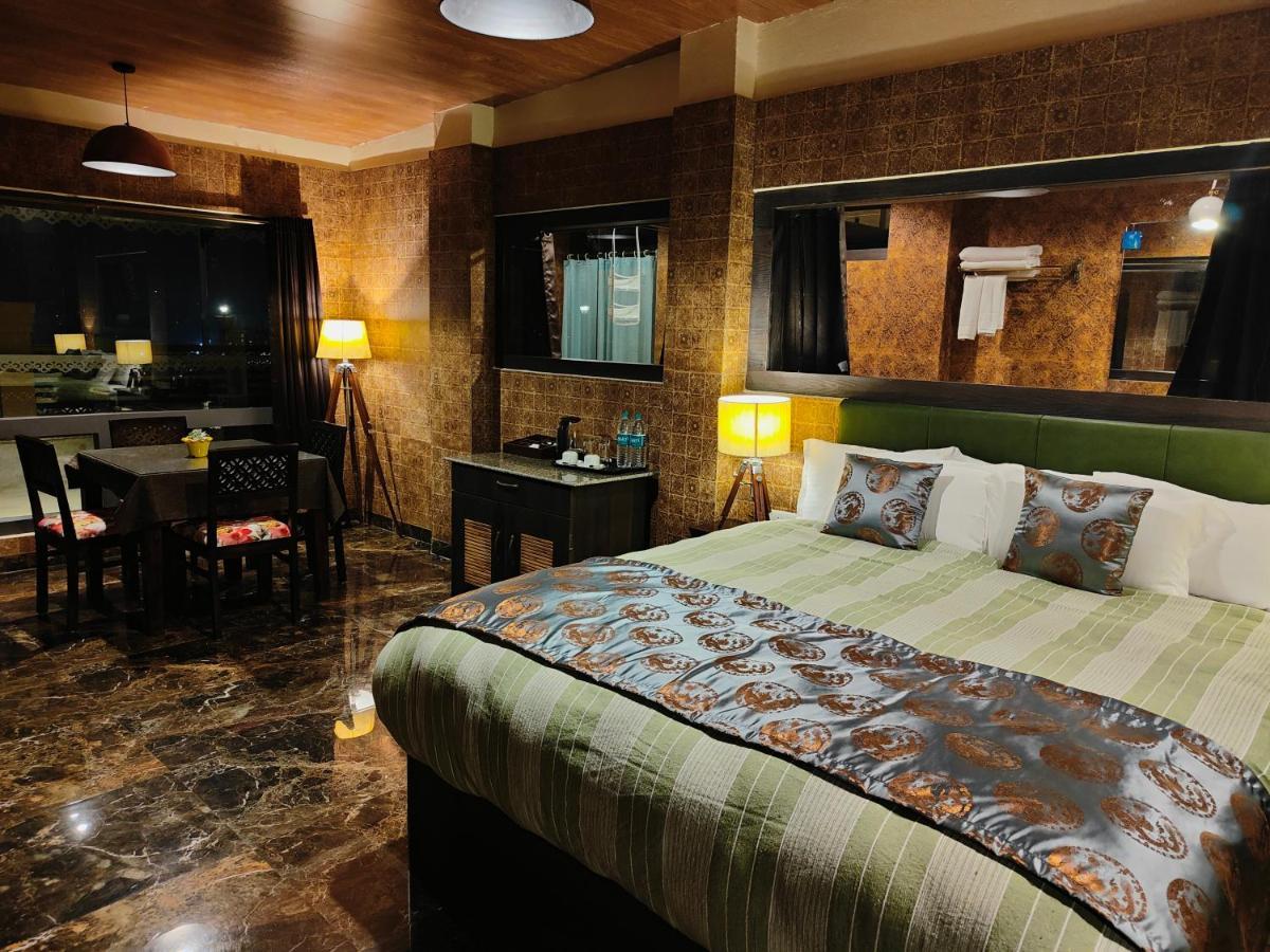 Hotel Acropolis 西隆 外观 照片