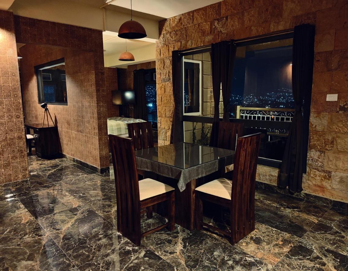 Hotel Acropolis 西隆 外观 照片