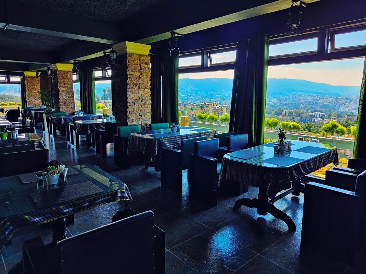 Hotel Acropolis 西隆 外观 照片