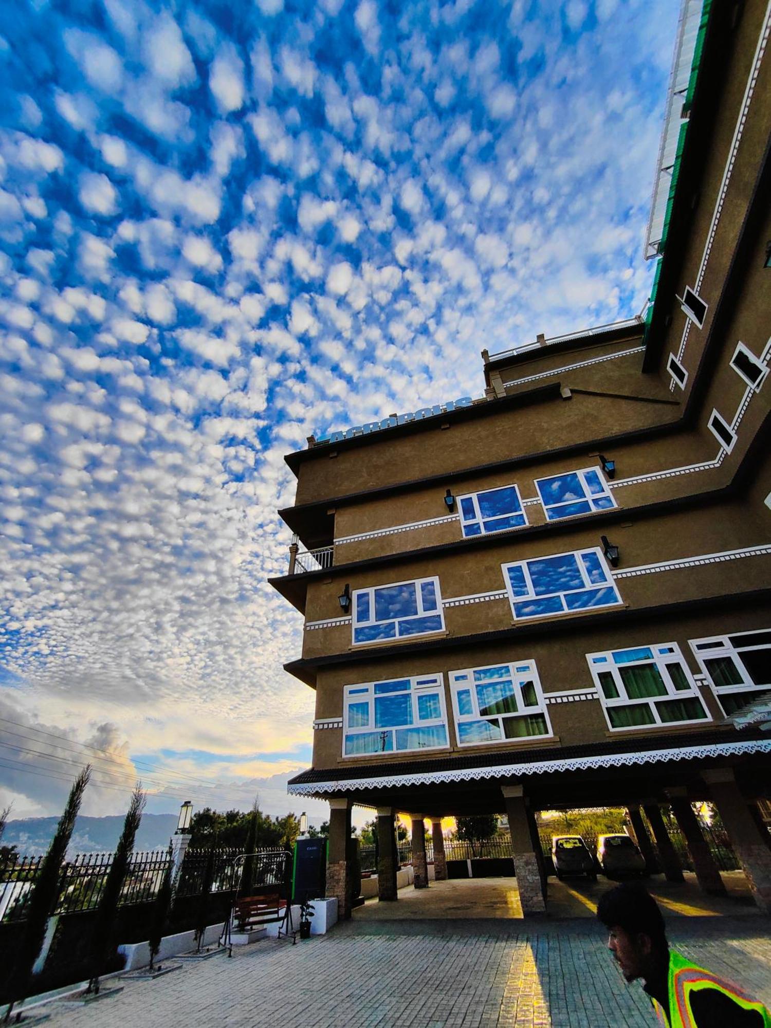 Hotel Acropolis 西隆 外观 照片